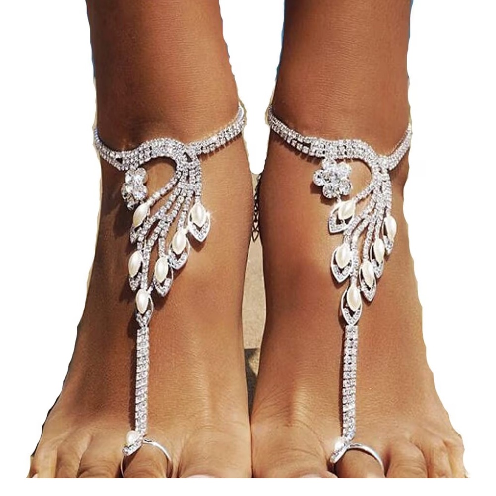 Dazzling Silver Leaf and Flower Bracelet